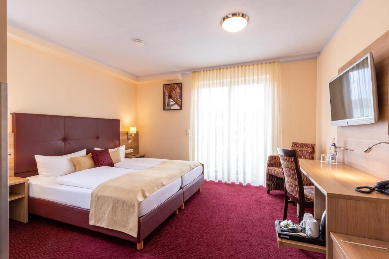 Hotel An Der Eiche Kulmbach Esterno foto